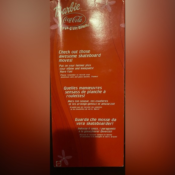 Vintage 2001 Coca-Cola Skateboard Fun Barbie Doll Special Edition - Picture 3 of 5